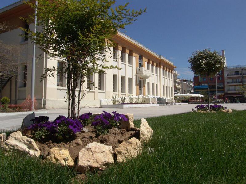 Private Rooms In Shared House Thessaloniki Exterior photo